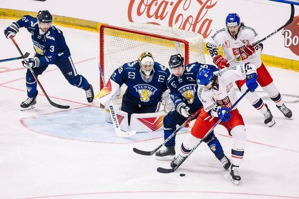 Česká reprezentace v rámci EHT 2023/24 Finsko dvakrát porazila a prohrála s ním až minule na Švédských hokejových hrách.