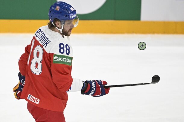 David Pastrňák posílí český tým na domácím MS v hokeji!