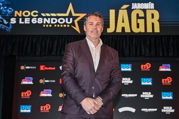 Jaromír Jágr během tiskové konference k talk show Noc s legendou 2024