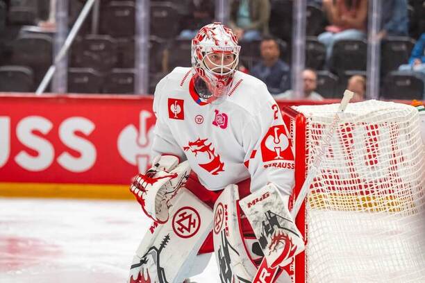 Marek Mazanec, brankář HC Oceláři Třinec.