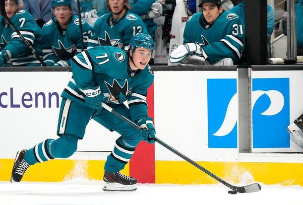 Macklin Celebrini je jedničkou draftu NHL 2024 a měl by okamžitě patřit k pilířům přesilovky San Jose Sharks