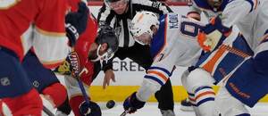 Hokej, NHL – Aleksander Barkov (Florida) a Connor McDavid (Edmonton) patří mezi favority na trofeje NHL 2024/2025