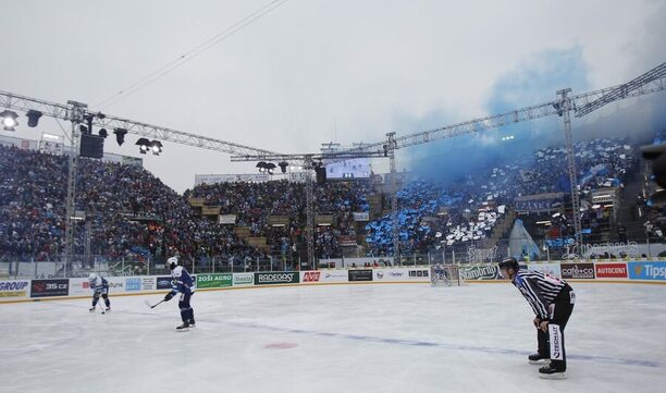 Venkovní zápas Komety s Plzní v lednu 2016 se pokračování nedočká, Winter Hockey Games 2024 v Praze byly odloženy