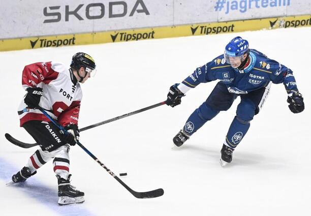 V prvním letošním vzájemném zápase Kladno nad Spartou zvítězilo a Jaromír Jágr skóroval. Jak to dopadne dnes? Sledujte utkání živě na TV Tipsport.