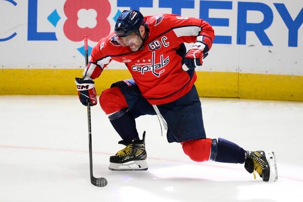 Kapitán Washingtonu Capitals Alexander Ovechkin se raduje z jednoho ze svých mnoha gólů