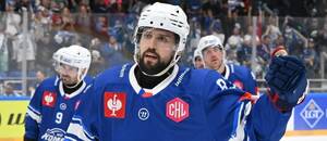 Šimon Stránský se raduje z gólu Komety v Lize mistrů v hokeji 2025/2026. Kolikrát se Brno trefí dnes v Bernu? Šimon Stránský se raduje z gólu Komety v Lize mistrů v hokeji 2025/2026. Kolikrát se Brno trefí dnes v Bernu?