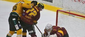 Momentka z utkání Jihlava vs. Vsetín, fotka z play off Maxa ligy 2025 Momentka z utkání Jihlava vs. Vsetín, fotka z play off Maxa ligy 2025