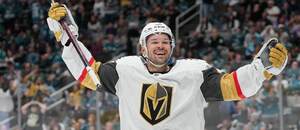 Český útočník Tomáš Hertl sbírá v dresu Vegas Golden Knights téměř bod na zápas Český útočník Tomáš Hertl sbírá v dresu Vegas Golden Knights téměř bod na zápas